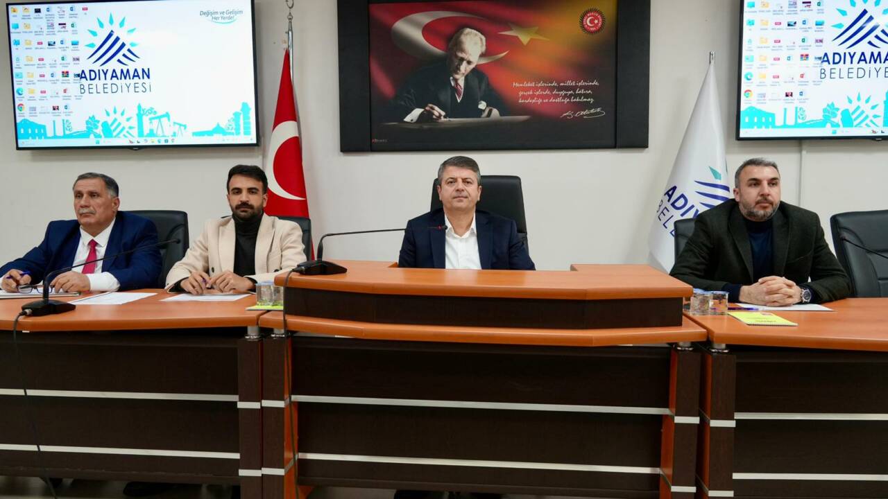 Adıyaman Belediye Başkanı Abdurrahman Tutdere, Şubat ayı Belediye Meclisi toplantısında