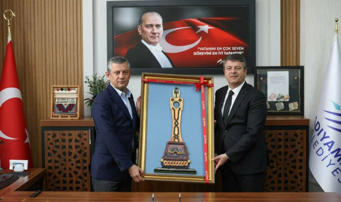 6 Şubat depremlerinin yıl dönümü anmaları kapsamında yapılan törenler için