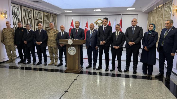 Kahramanmaraş merkezli depremlerin 3'üncü yıl dönümü dolayısıyla Adıyaman'a gelen Ali