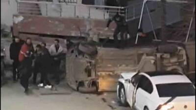 Adıyaman’da iki otomobilin çarpışması sonucu meydana gelen kazada 3 kişi