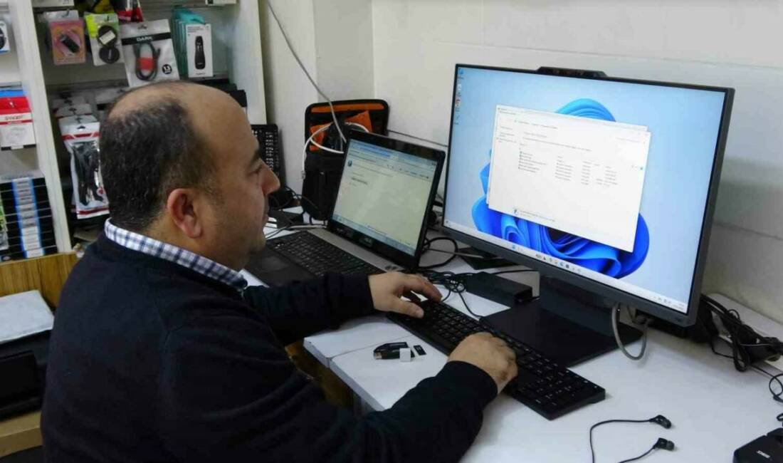 Gaziantep’te elektronik eşya satışı ve tamirini yapan Sedat Çağın, internet