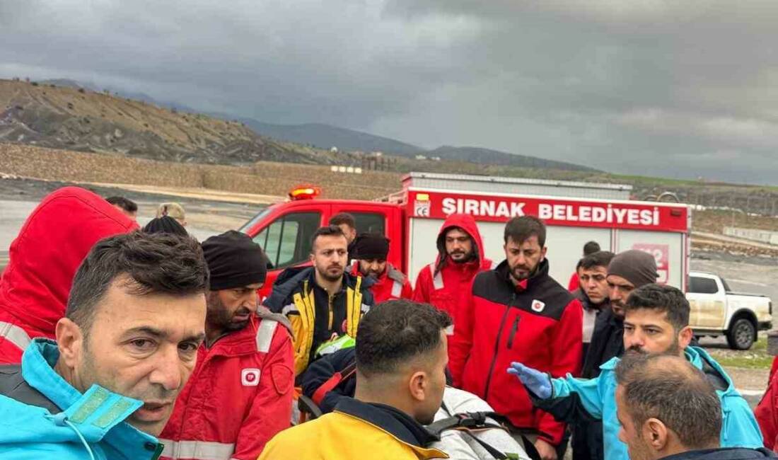 Şırnak’ta işçileri taşıyan servis aracının karıştığı trafik kazasında 9 kişi