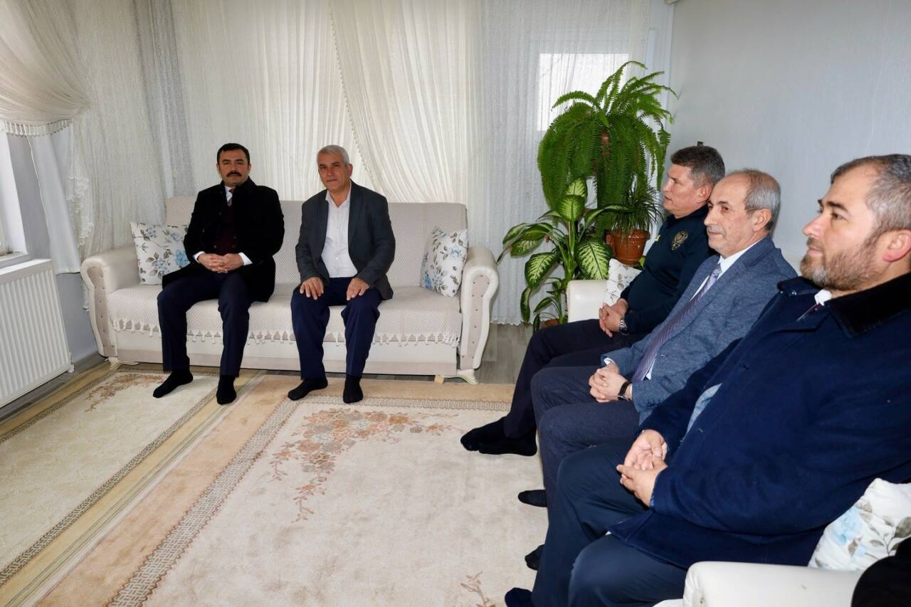 Adıyaman’ın Kahta Kaymakamı Muhammed Üsame Soysal beraberindeki heyetle birlikte şehit