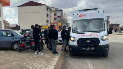 Adıyaman'ın Gölbaşı ilçesinde otomobil ile motosikletin çarpışması sonucu 1 kişi
