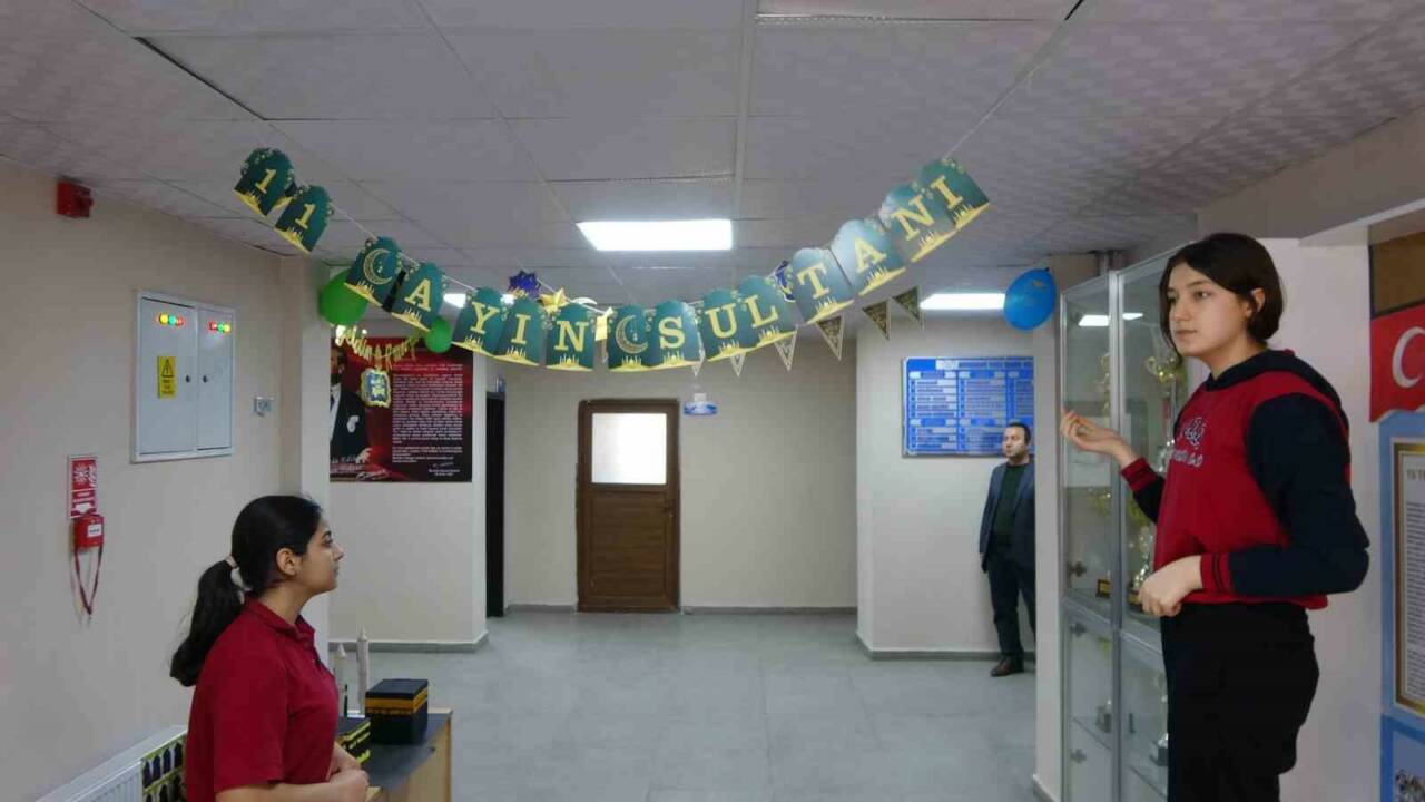 Türkiye Yüzyılı Maarif Modeli kapsamında okullarda ramazan ayı hazırlıkları yapıldı.