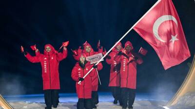 2026 Kış Olimpiyatları İtalya’da başladı. Türkiye 8 sporcu ile yer