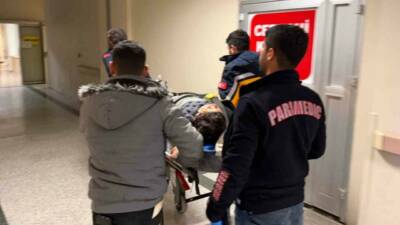 Adıyaman’da otomobilin çarptığı 9 yaşındaki çocuk yaralandı.