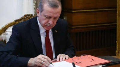 Resmi Gazete’de yayımlanan atama kararı ile görevden affını isteyen Adalet