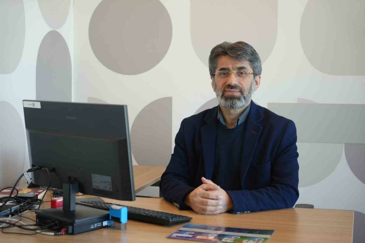 28 Şubat sürecinde Sivas Cumhuriyet Üniversitesi Tıp Fakültesi öğrencisi iken