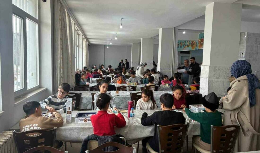 Adıyaman’ın Kahta ilçesinde bu yıl 8’incisi düzenlenen Türkiye Tüm Akıl