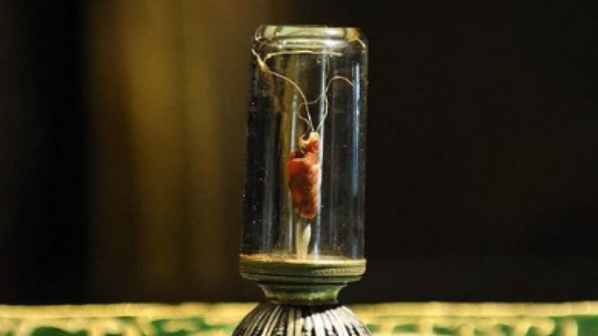 Adıyaman'da Hazreti Muhammed'e (S.A.V) ait Sakal-ı Şerif, Emir Sultan Camii'nde