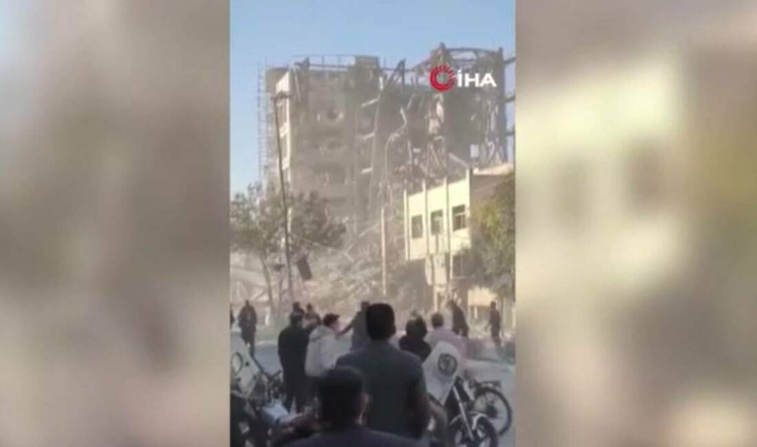 İran'da dini lideri seçmekle görevli Uzmanlar Meclisi'nin Kum kentinde bulunan