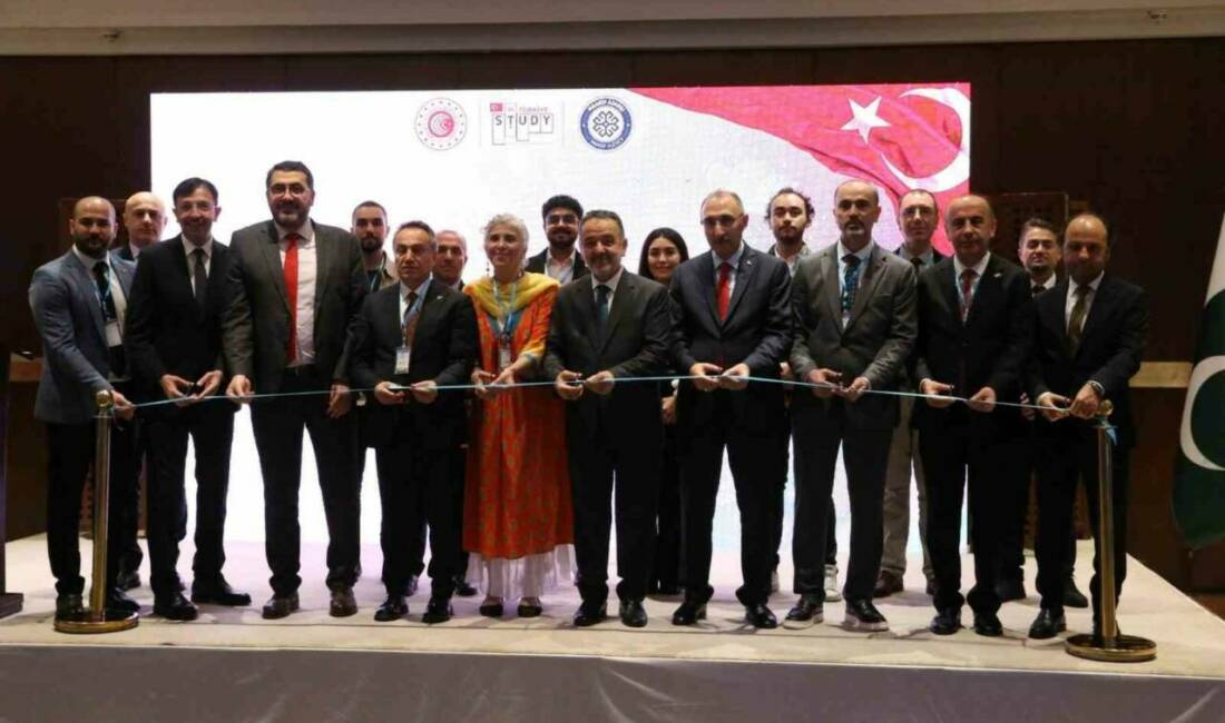 Türkiye Maarif Vakfı tarafından Pakistan’da düzenlenen "7. Pakistan Türk Üniversiteleri