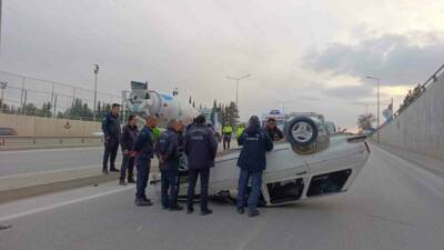 Adıyaman’da meydana gelen kazada kontolden çıkarak takla atan araçtaki 3