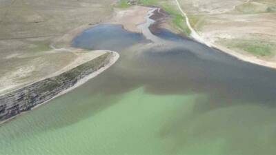 Adıyaman kent merkezi kanalizasyon atığının Atatürk Barajına dökülmesinden dolayı göletin