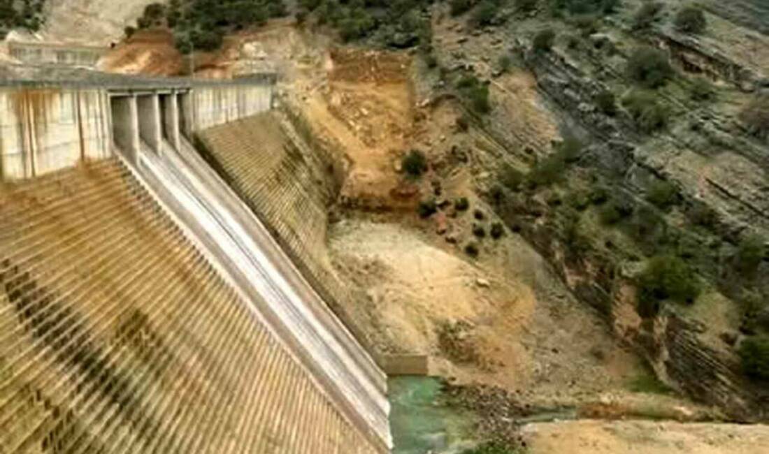 Gaziantep’in Araban ilçesinde etkili olan yağışlar Ardıl Baraj gölünü tamamen