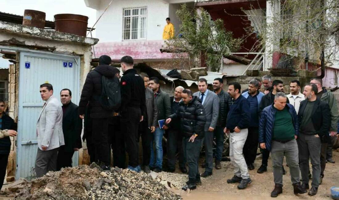 Şanlıurfa’nın Birecik ilçesinde etkili olan şiddetli sağanak yağış, nedeniyle sel