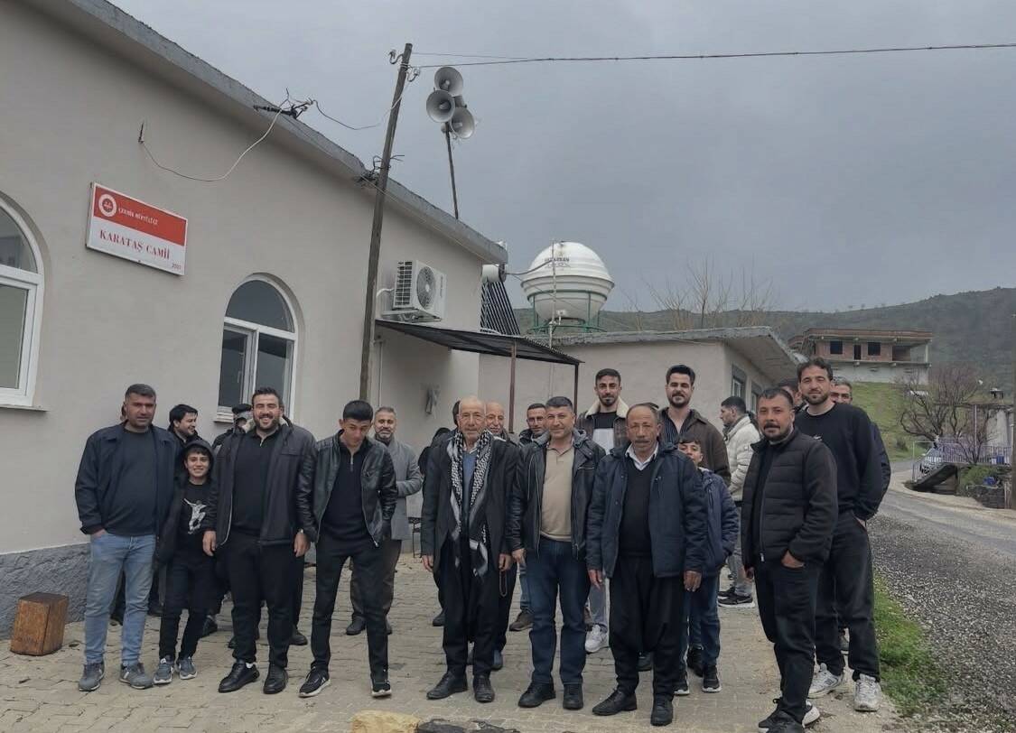 Diyarbakır'ın Çermik ilçesinde 176 yıldır devam eden bayramlaşma geleneği; namaz