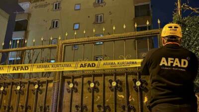 Diyarbakır’ın Bağlar ilçesindeki Habib Apartmanı, kolonlarındaki çatlama sesi nedeniyle tedbir