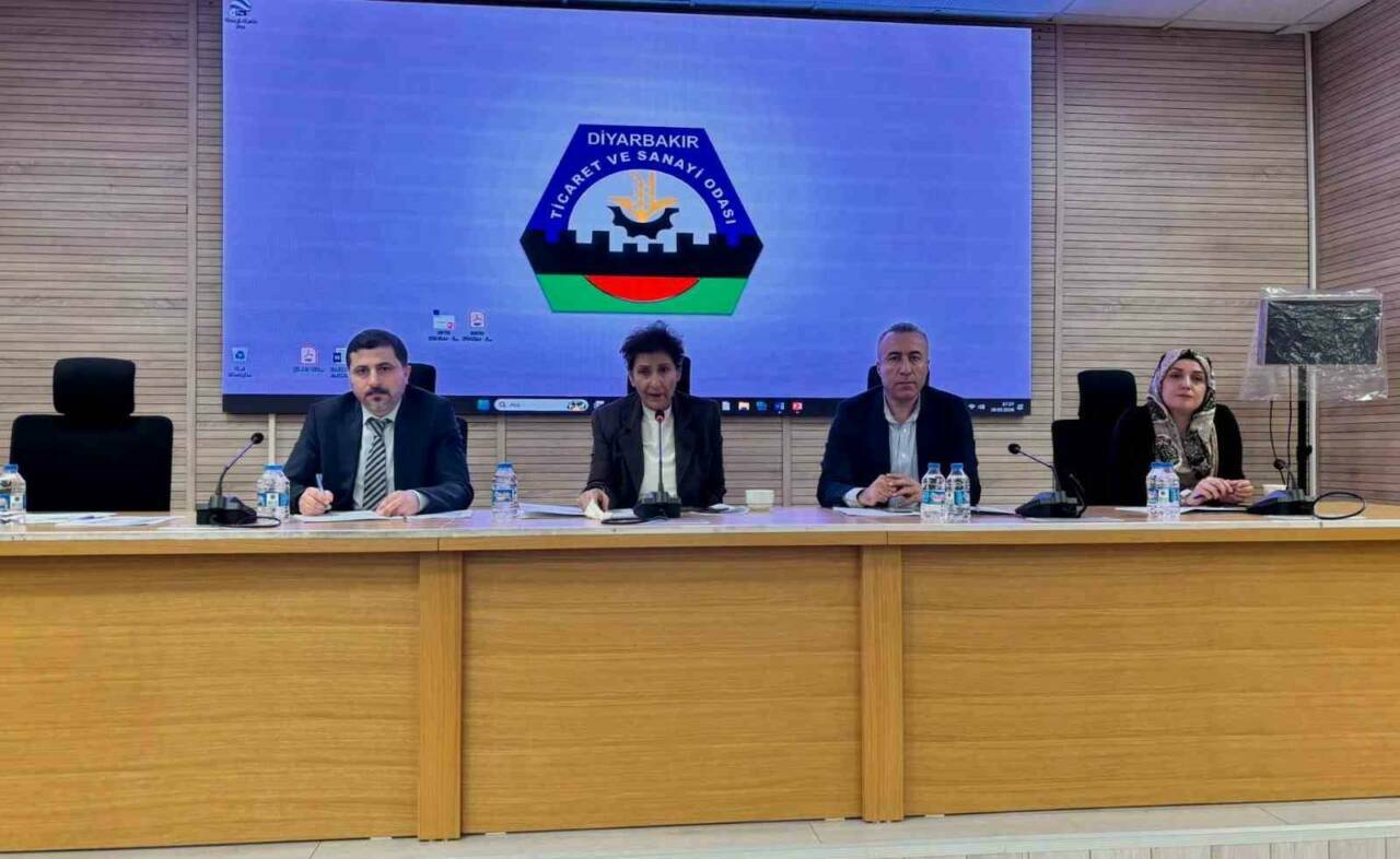 Diyarbakır Ticaret ve Sanayi Odası'nın olağan meclis toplantısında, DTSO Yönetim