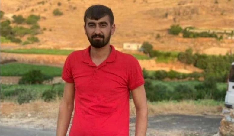 Mardin’in Kızıltepe ilçesinde oto yıkamacıda servis minibüsünü yıkarken elektrik akımına