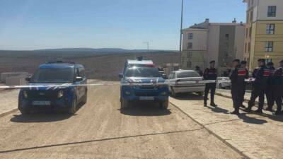 Gaziantep’in Şahinbey ilçesi Güneyşehir Mahallesi’ne füze parçası düştü. Jandarma ekipleri