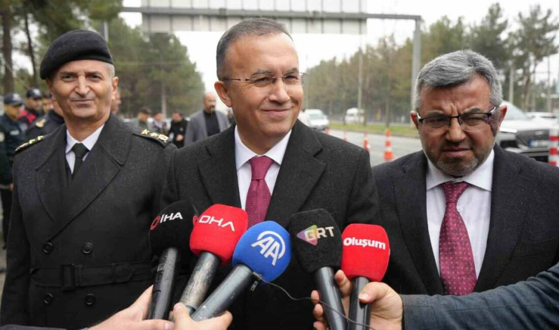 Gaziantep Valisi Kemal Çeber, Ramazan Bayramı süresince 12 bin sağlık,