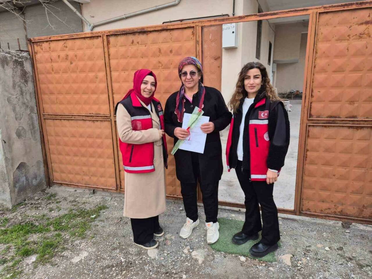 Adıyaman’ın Gölbaşı ilçesinde 8 Mart Dünya Kadınlar Günü dolayısıyla evde