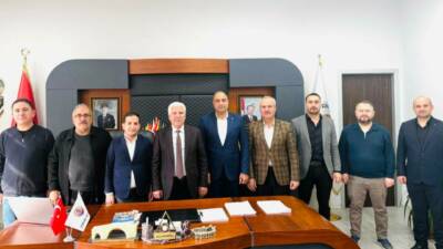 Hak-İş Konfederasyonuna bağlı Hizmet-İş Sendikası tarafından Diyarbakır’ın Çermik İlçe Belediyesi