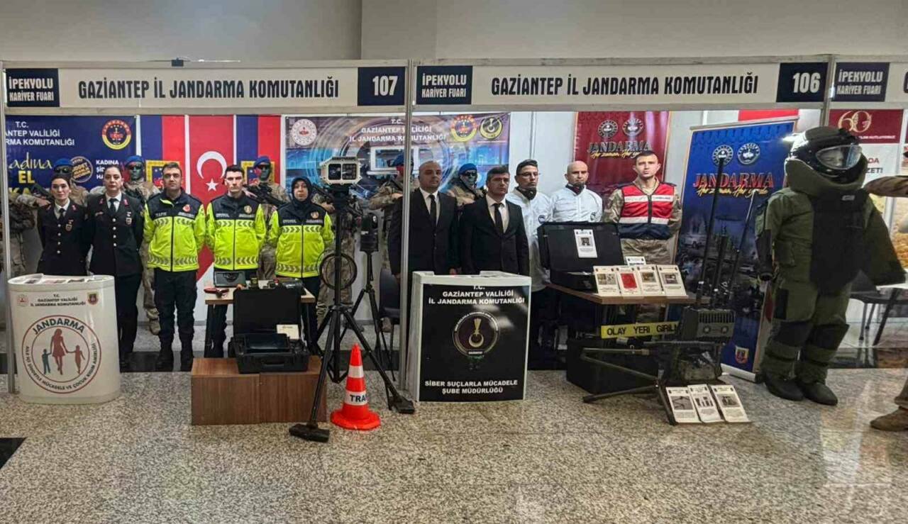 Gaziantep İl Jandarma Komutanlığı, Gençliğin Üretim Çağı-İpekyolu Bölgesel Kariyer Fuarı'nda