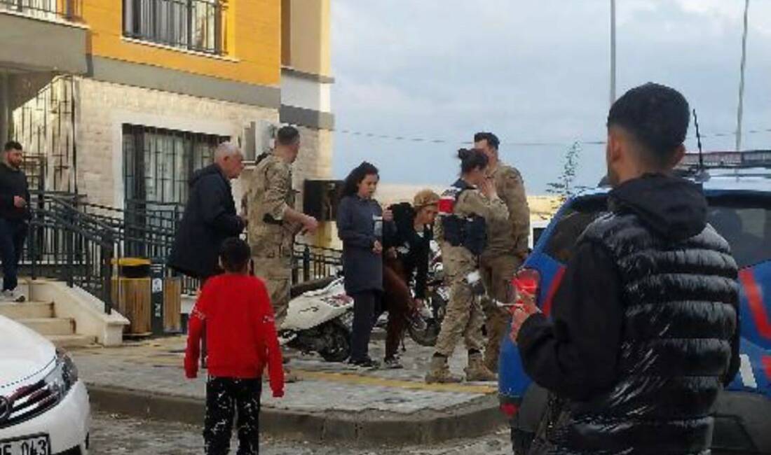 Şanlıurfa’nın Birecik ilçesinde evlerde hırsızlık yaptığı belirlenen 3 kadın, jandarmanın