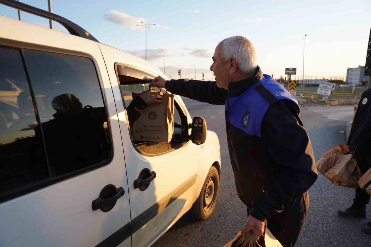 Adıyaman Kahta Belediyesi, Ramazan ayı boyunca iftar saatinde ilçenin çıkış