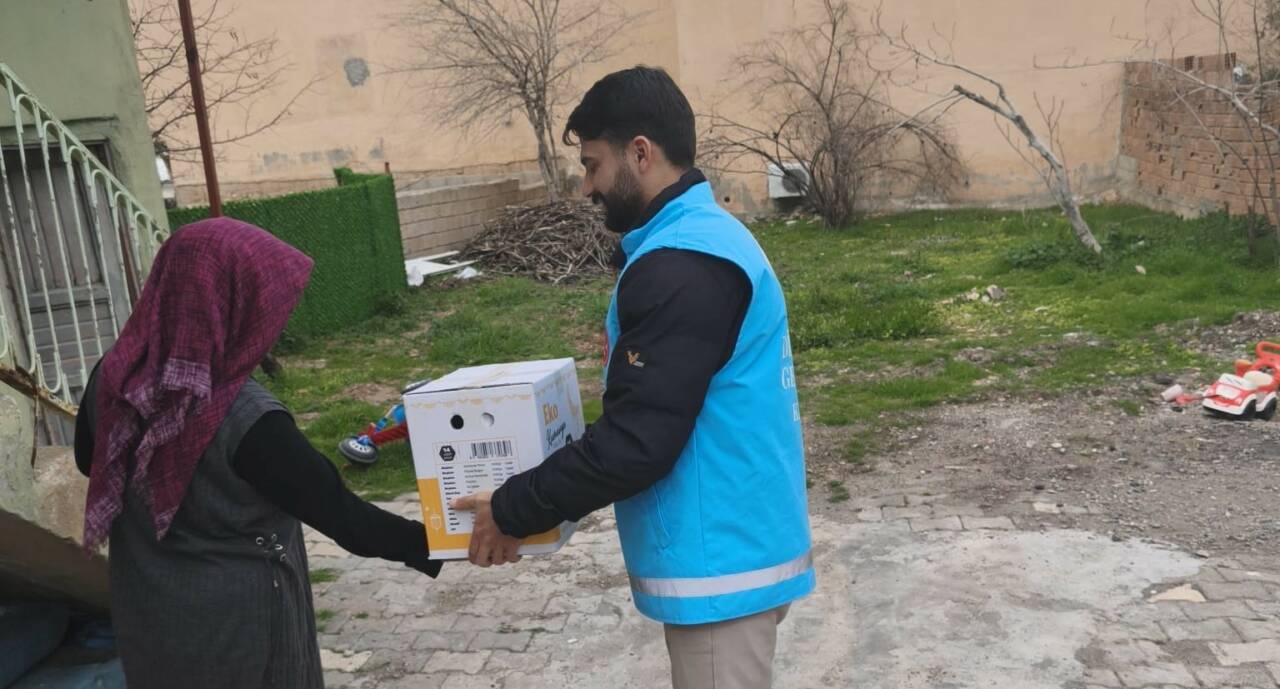 Adıyaman’ın Kahta ilçesinde Ramazan ayı dolayısıyla ihtiyaç sahibi ailelere yönelik