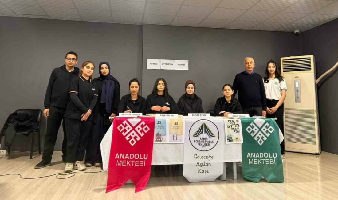 Adıyaman’ın Kahta ilçesinde Borsa İstanbul Fen Lisesi'nde düzenlenen panelde Cengiz