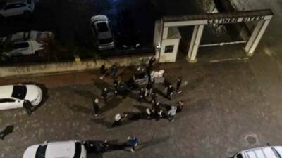 Şanlıurfa’da iki otomobilin çarpışması sonucu meydana gelen kazadan sonrası çıkan