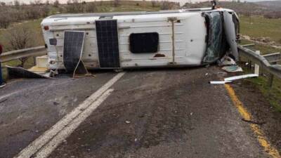 Mardin’in Mazıdağı ile Derik ilçeleri arasındaki karayolunda meydana gelen trafik