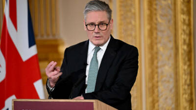 İngiltere Başbakanı Keir Starmer, İngiltere'nin ABD ve İsrail'in saldırılarına katılmayacağını