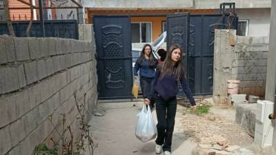 Adıyaman’ın Kahta ilçesinde Mesut Ekni Anadolu Lisesi’nde öğrencilerde yardımlaşma ve