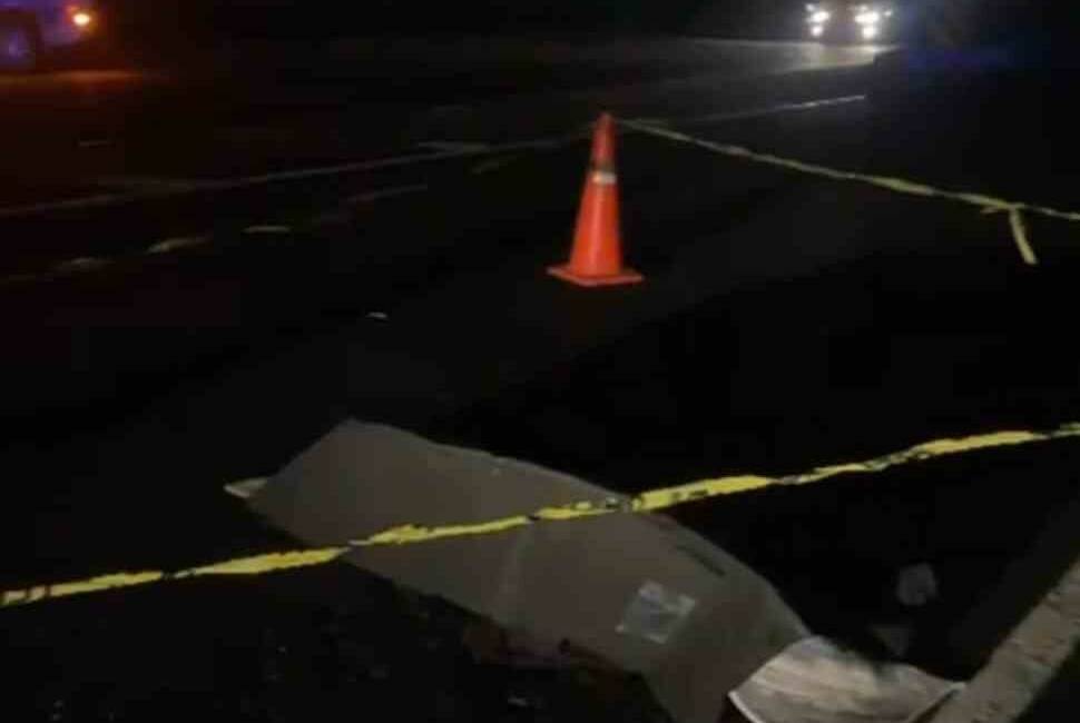 Otomobilin çarptığı yaşlı adam hayatını kaybetti, kaza sonrasında sürücü kaçarken