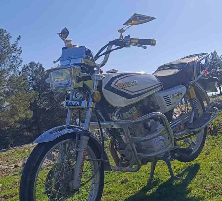 Adıyaman’da park halindeki bir motosiklet kimliği belirsiz şahıs yada şahıslar