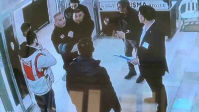 Şanlıurfa’nın Ceylanpınar ilçesinde sınava giderken engelli aracının lastiği patladığı için