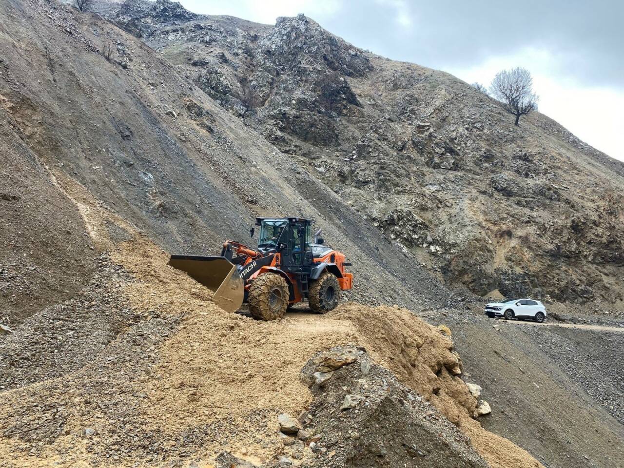Batman’ın Sason ilçesinde etkili olan yoğun yağışların ardından meydana gelen