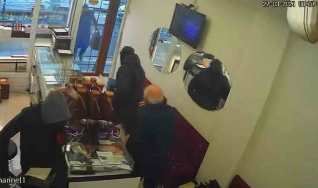 Diyarbakır’da silahlı 2 kişi, girdikleri kuyumcudan 1,5 kilo altını alıp