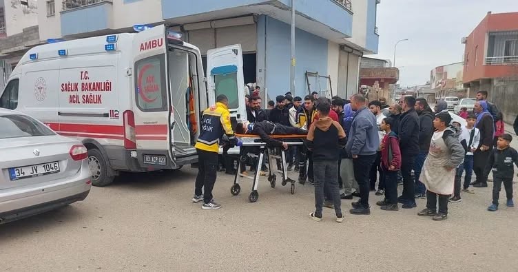 Şanlıurfa’nın Viranşehir ilçesinde silahlı saldırıya uğrayan 17 yaşındaki yabancı uyruklu