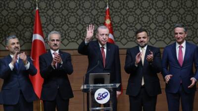 Cumhurbaşkanı Erdoğan'ın tablet ekranından butona basmasıyla Türkiye'de 5G teknolojisine geçildi.