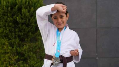Antalya'da düzenlenen Türkiye Karate Şampiyonası'nda Erdem Koleji öğrencisi Rüzgar Bekir