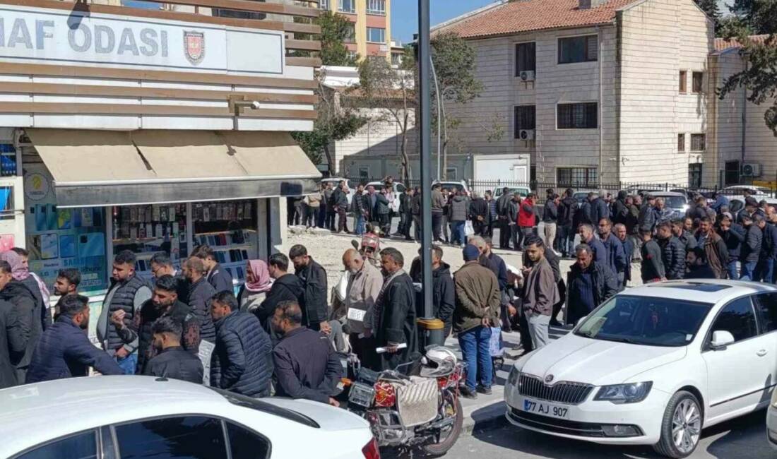 Şanlıurfa’da kamuoyunda "APP" olarak bilinen standart dışı plaka kullanan araç