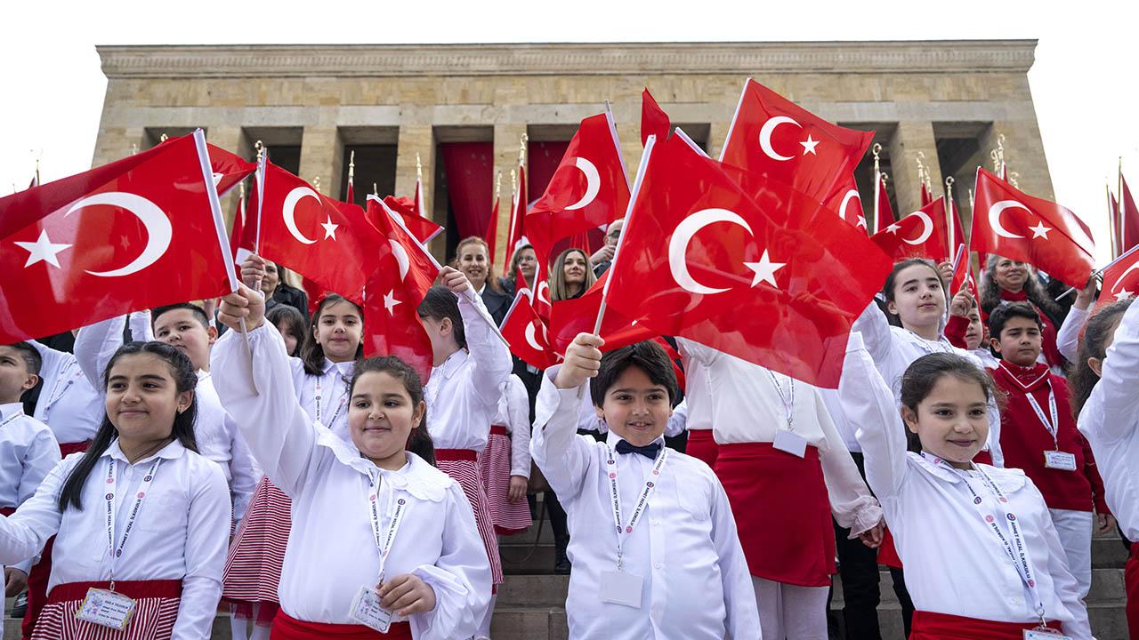 23 Nisan Ulusal Egemenlik ve Çocuk Bayramı yaklaşırken son günlerde