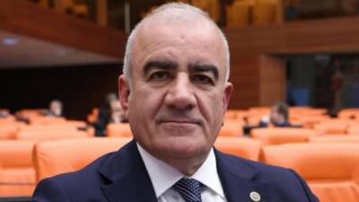 AK Parti Adıyaman Milletvekili Hüseyin Özhan, Veteriner Hekimler Günü dolayısıyla