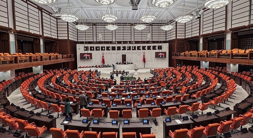 Vatandaşların ilettiği dilek ve şikayetleri inceleyen TBMM Dilekçe Komisyonuna, 15